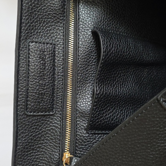 Steve Madden Black Tote Bag - Picture 6 of 12